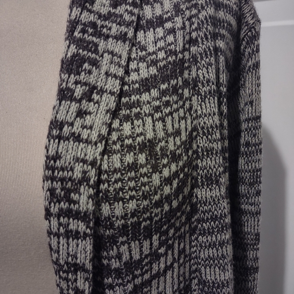 l.e.i XXL Brown Tan/ Cream Sweater - Picture 5 of 7